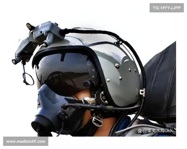 TK-2A飞行头盔:中国航空防护装备的经典跨越 TK-2A飞行头盔:中国航空防护装备的经典跨越